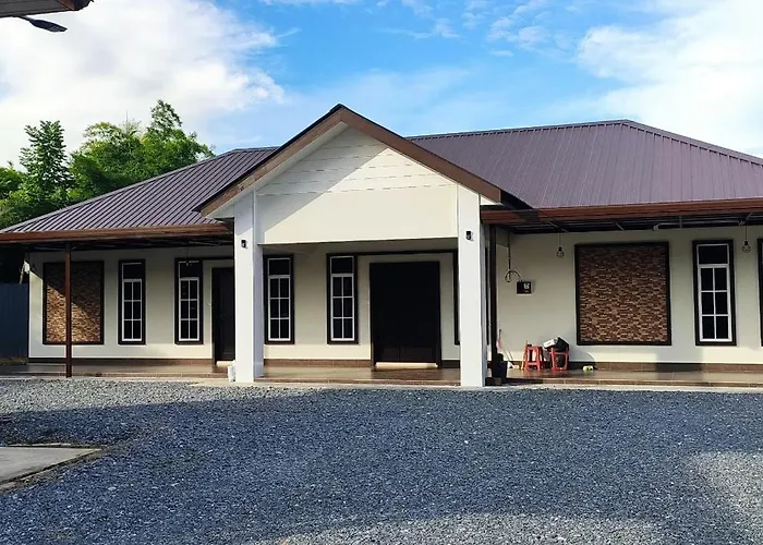 Delima Guesthouse 3 Bedroom,2 Toilet